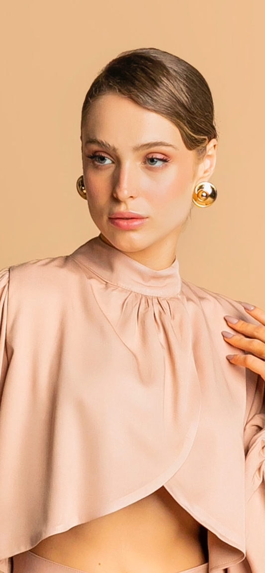 Tailored Set with Palazzo Pants and Long-Sleeved Cropped Top